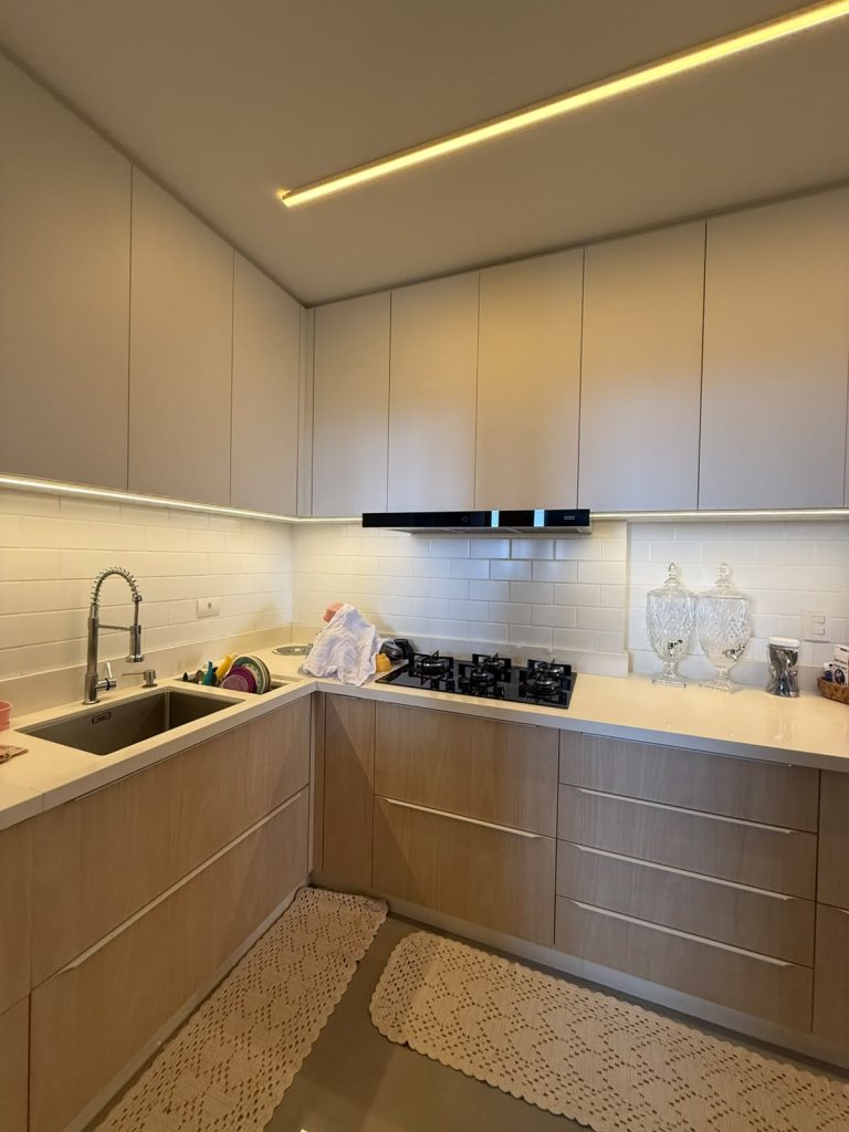 Apartamento Mobiliado de Alto Padrão | Pronto para Morar.